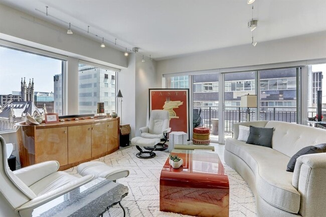 Photo - 800 Brazos St Unit 1107