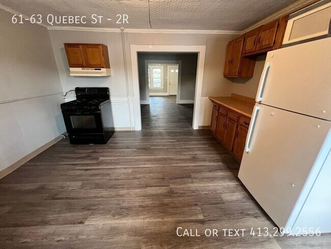 Updated 2 Bedroom Unit in Indian Orchard! - Updated 2 Bedroom Apartment Unit in Indian Orchard! Unit 2R
