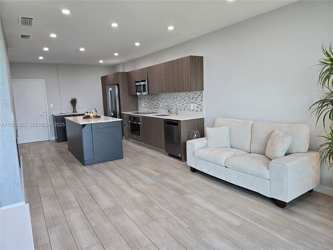 Photo - 1600 SW 1st Ave Unit 809