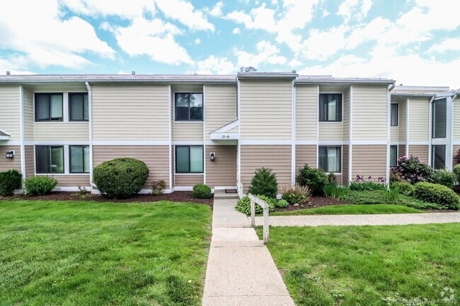 Building Photo - 15 Quincy Close Unit 15 Rental