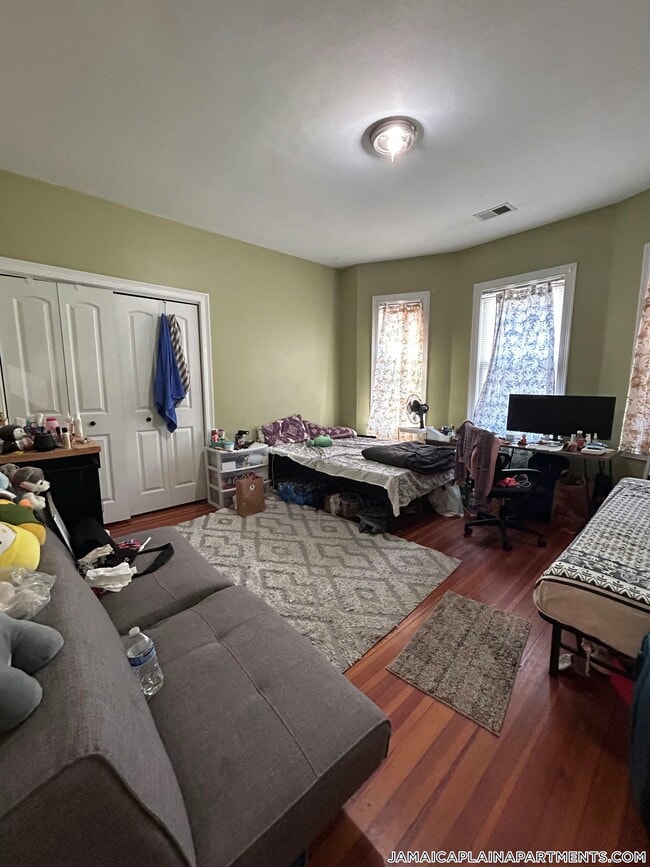 Photo - 191 Boylston St Apartment Unit 3