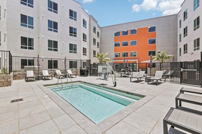 8181 Allison Apartments - La Mesa, CA