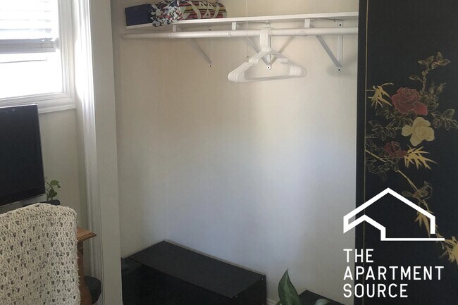 Photo - 2129 N Dayton St Unit 308