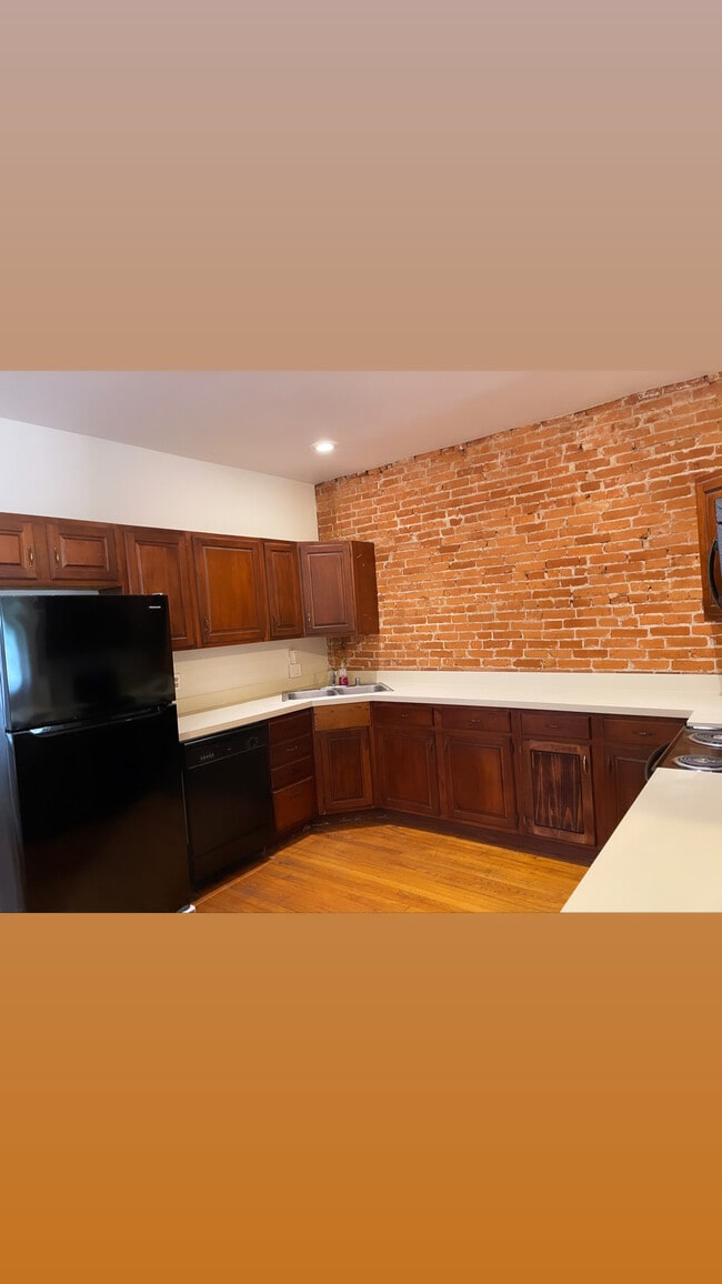 Kitchen area - 1215 W 7th St Unit Apartment 1