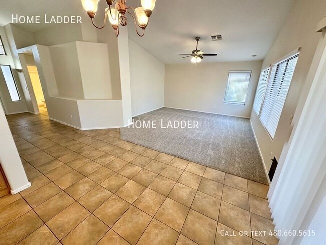 Photo - 1028 S Roca St