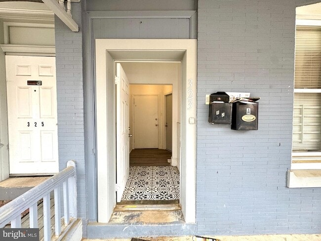 Photo - 323 N Preston St