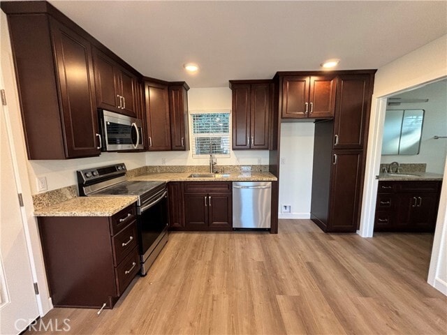 Building Photo - 520 W Rte 66 Unit B