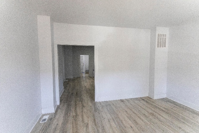 Photo - 3010 Harlem Ave
