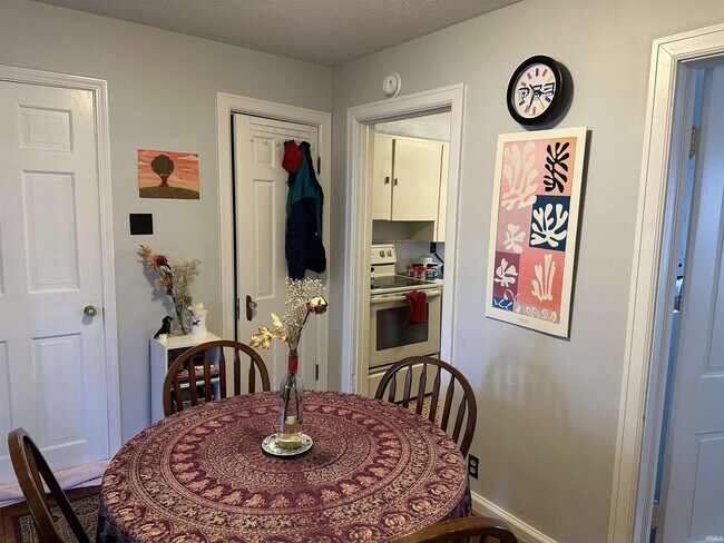 Photo - 1401 N Linden St Unidad 1403