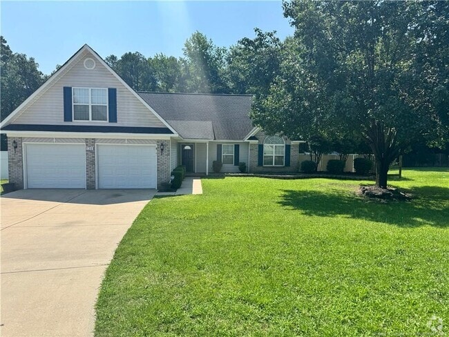 Building Photo - 130 Hosta Dr Rental