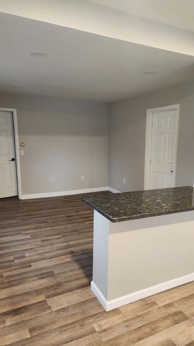 Photo - 116 Chestnut St Unidad B Lower