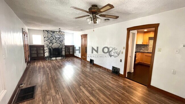 Photo - 273 Wilson Ave S