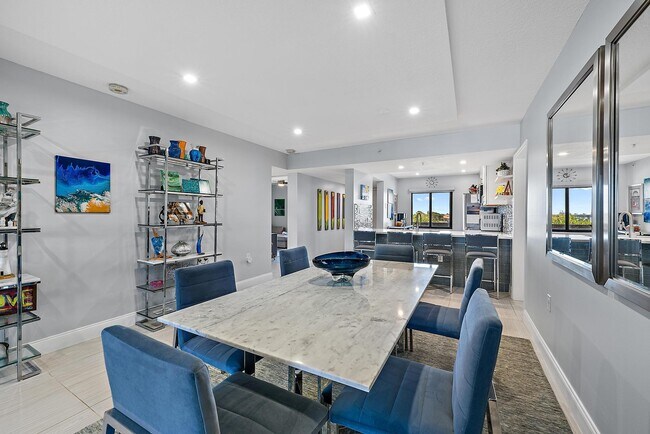 Photo - 1101 Seafarer Cir Unit 402