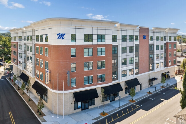 Building Photo - Meridia Pompton Lakes