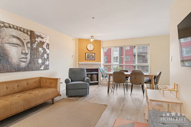 Photo - Spacious and well-maintained 2 bed, 2 bath condo available in the heart of East Newton! Unit 309