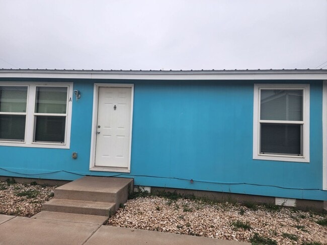 Building Photo - 325 E Lime St Unit A Rental