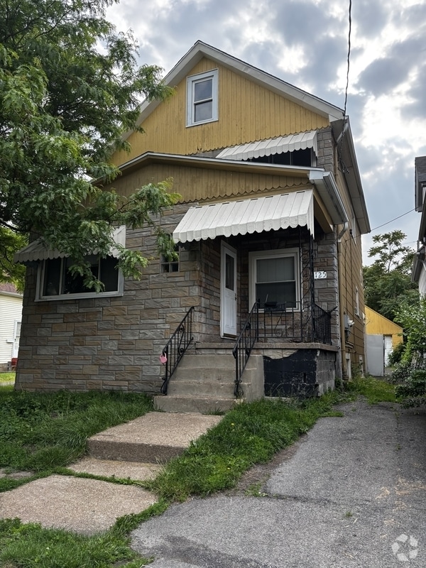 Building Photo - 125 Gatchell St Unit 2 Rental
