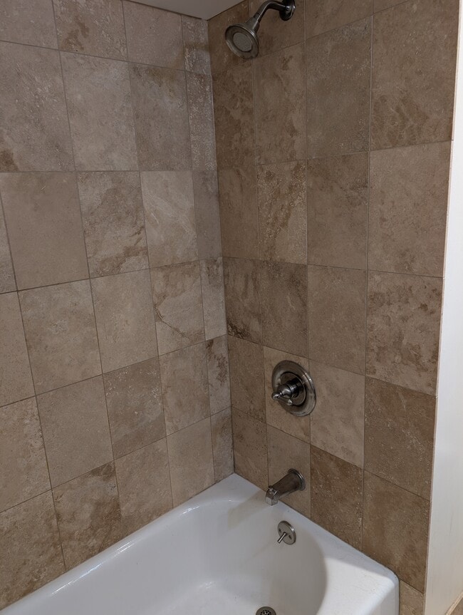 Photo - 222 W Willow St Unit 2R