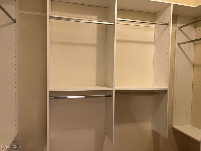 Building Photo - 2855 Grande Valley Dr Rental