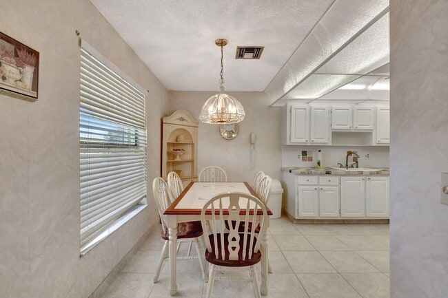 Photo - 1670 NW 18th Ave Unit 202