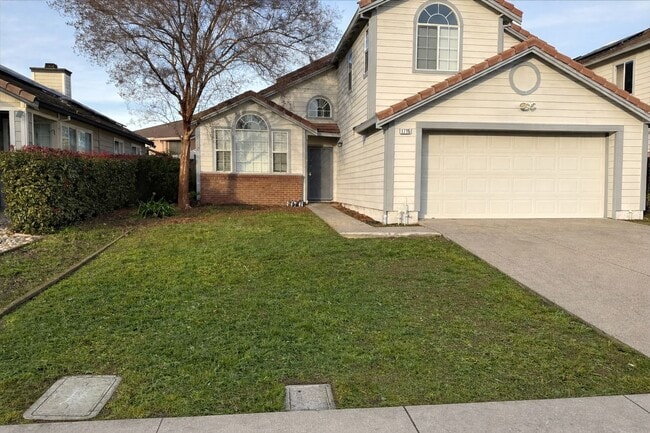 Building Photo - Spacious, well maintained Antioch home