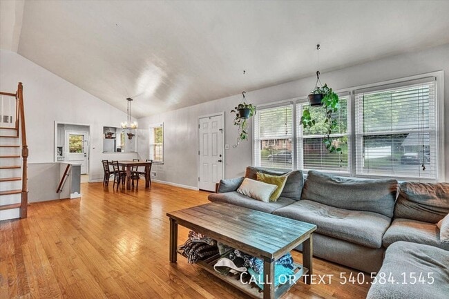 3166 Galloway Dr