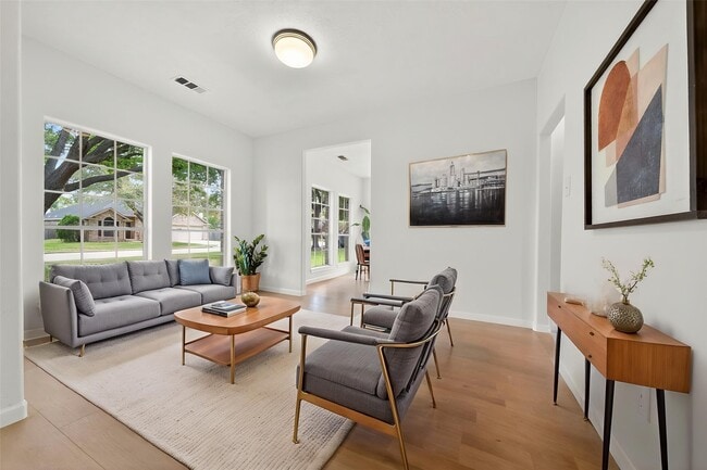 Photo - 3315 Berzin Ct