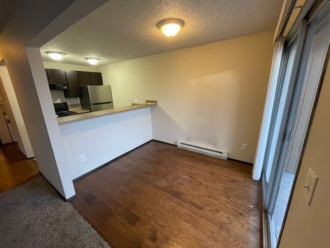 Photo - Rise Apartments