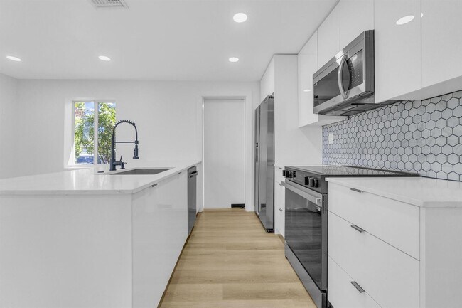 Photo - 1170 NW 59th St