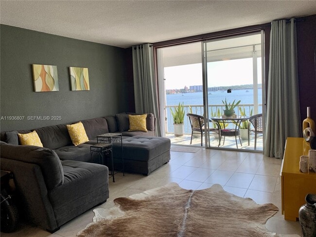 Photo - 3000 Marcos Dr Unit P512