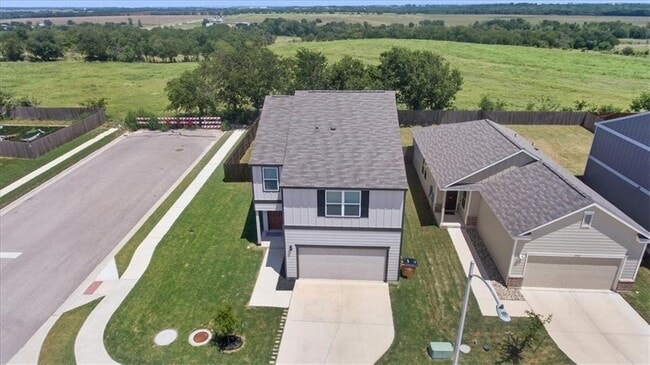 Photo - 6500 Routenburn St