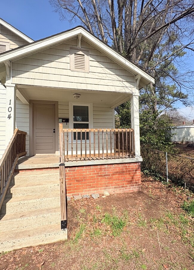 Photo - 104 Freeze Ave NW