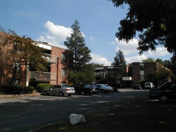 Building Photo - 1411 20th St S Rental
