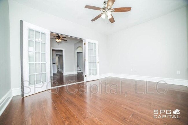 Photo - 28 Carlisle St Condo