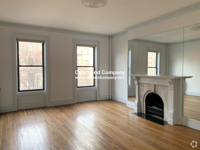 Building Photo - 231 Beacon St Unit 3 Rental