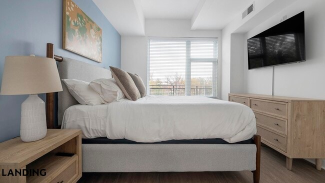 Photo - 1215 N Fayette St Unidad 206