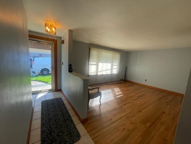 Photo - 68 Lilmont Dr