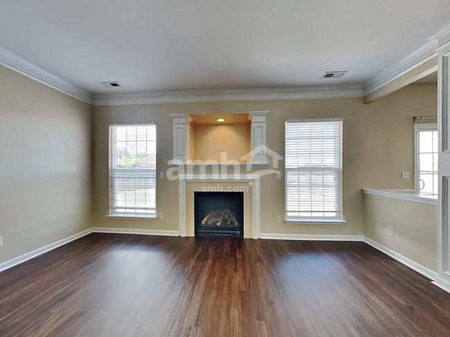 Photo - 115 Portland Falls Dr