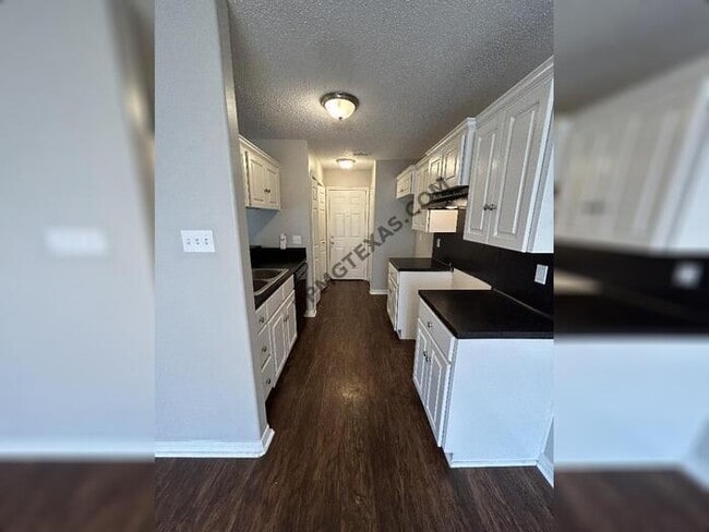 Photo - 16 War Eagle Dr