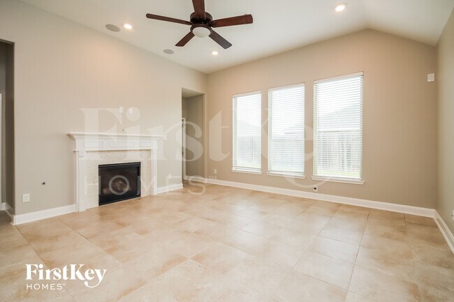 Photo - 8723 Jonquil Dr