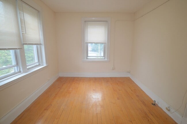 Photo - 15 Lynde St Unidad 22