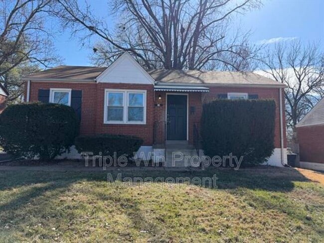 Building Photo - 17 St Genevieve Ct