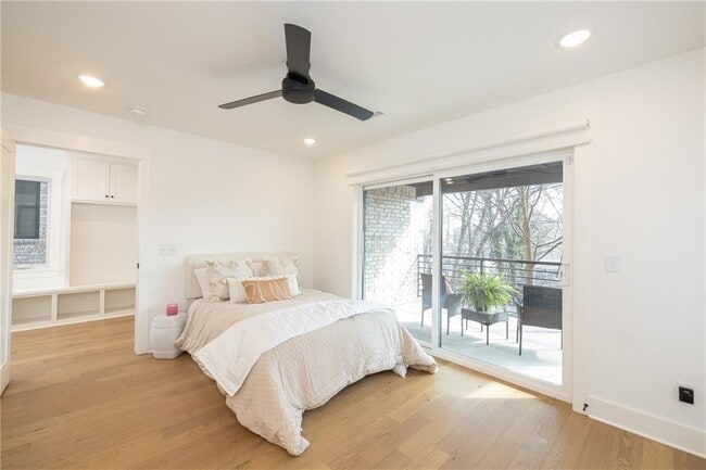 Photo - 207 W Lafayette St