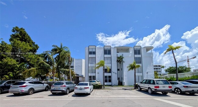 Building Photo - 1075 93rd St Unit 401 Rental