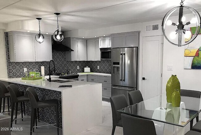 7401 E Northland Dr Unit 6