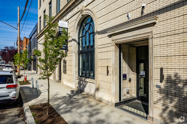 The Franklin on Penn - The Franklin on Penn Apartments