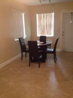 Photo - 2325 Garfield St Unidad 15