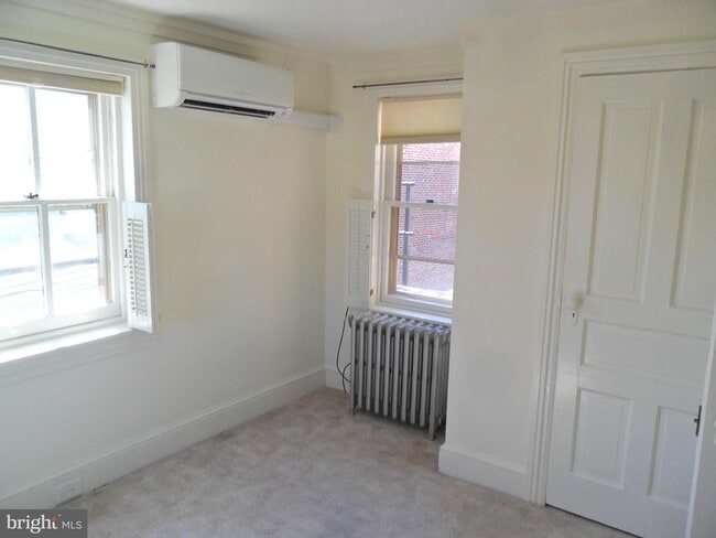 Photo - 423 Delaware St Unit 3