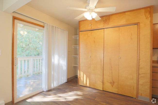 2 bedroom 1 bath