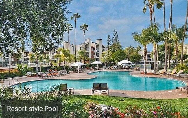 Photo - 5565 Canoga Ave Unit 5565 Canoga Ave